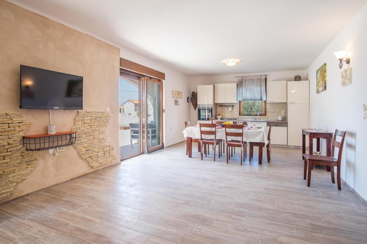 Villa Dijana West Linardici Экстерьер фото